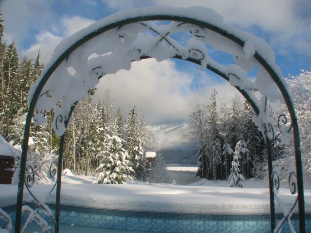 Mulvehill Creek Wilderness Inn And Wedding Chapel Revelstoke Exterior foto