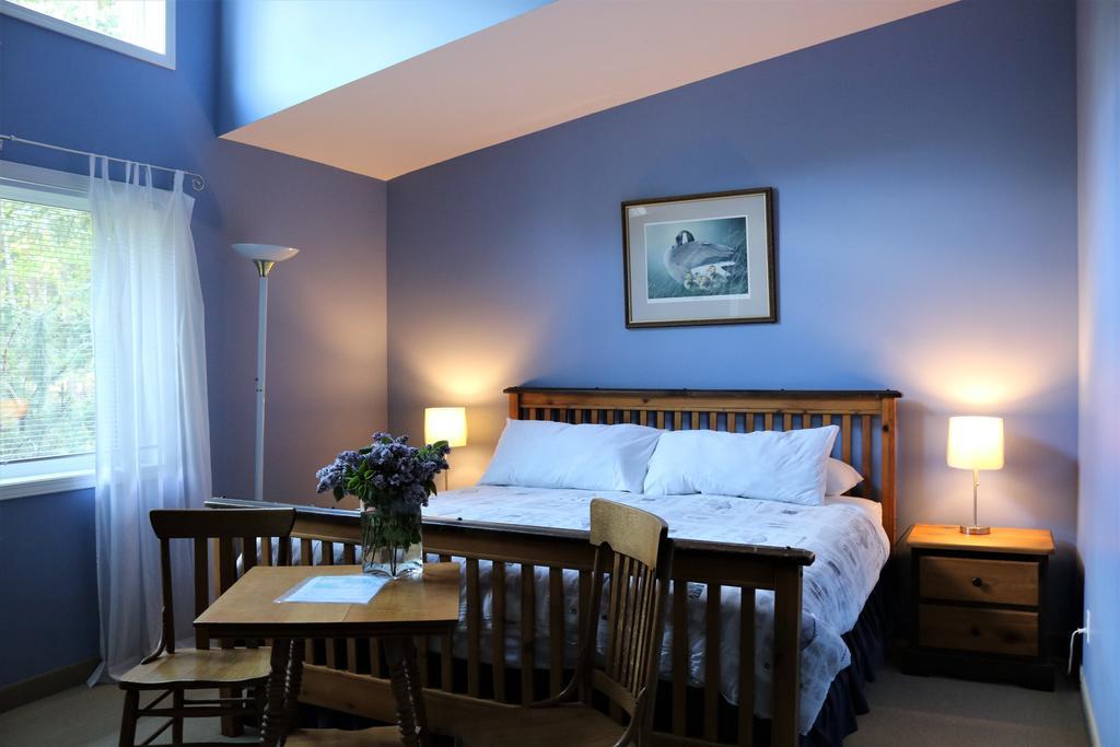 Mulvehill Creek Wilderness Inn And Wedding Chapel Revelstoke Exterior foto
