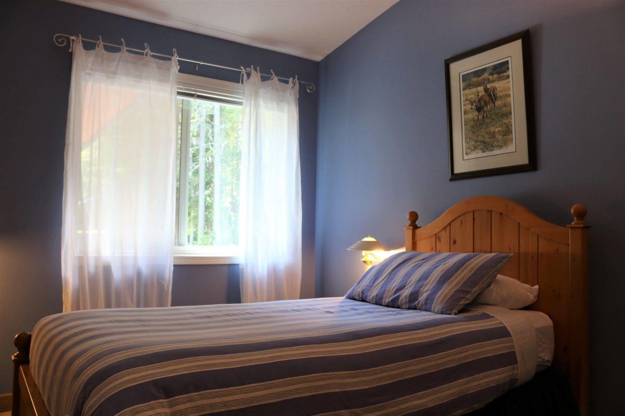 Mulvehill Creek Wilderness Inn And Wedding Chapel Revelstoke Exterior foto